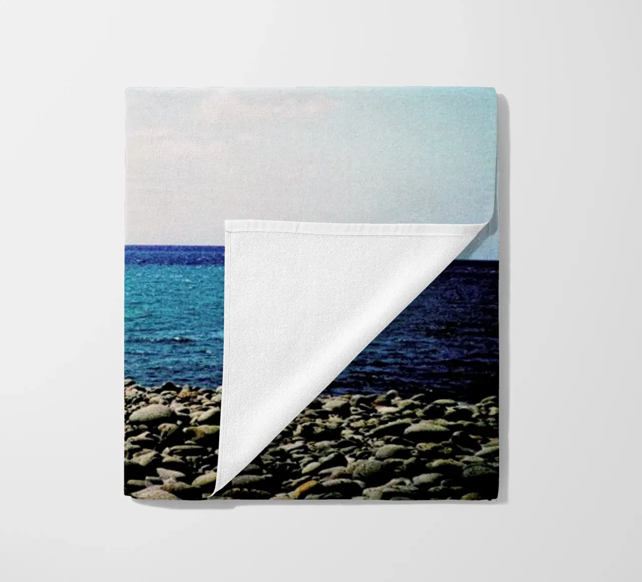 Canopy telo mare da BLAEK Design Studio