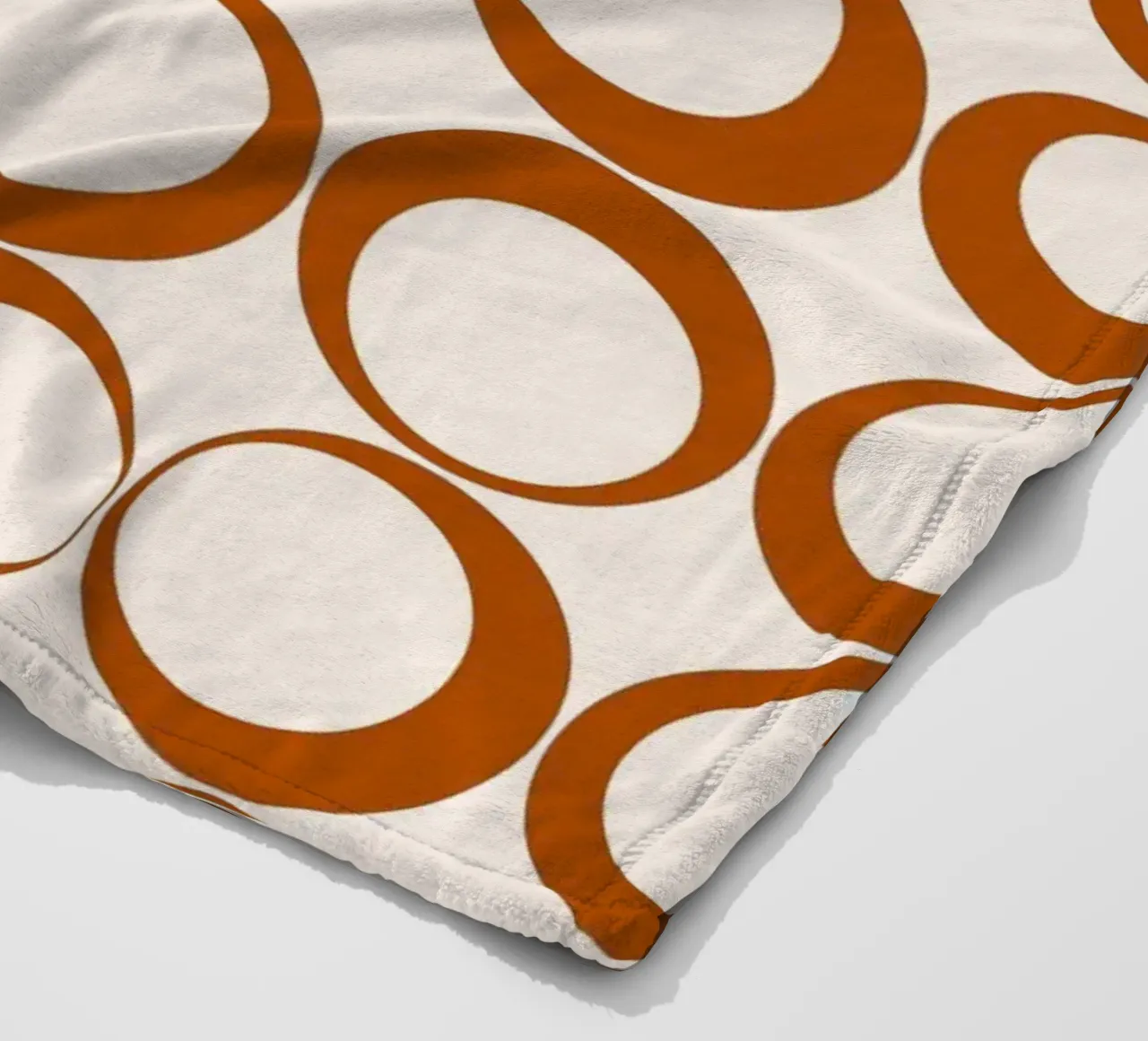 Vibrazioni nostalgiche dei loop retrò arancione bruciato coperta in pile da Timeless moderna