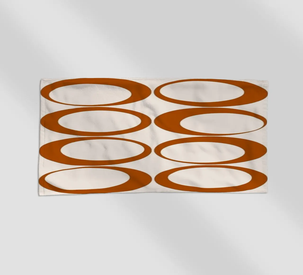 Vibrazioni nostalgiche dei loop retrò arancione bruciato telo mare da Timeless moderna