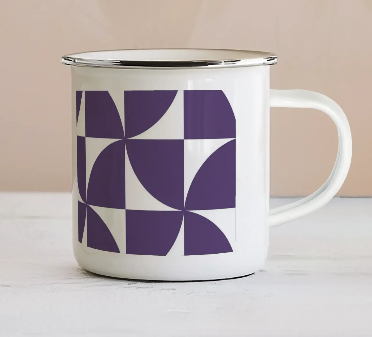 Viola Modello Bauhaus di metà secolo tazza in smalto da Timeless moderna