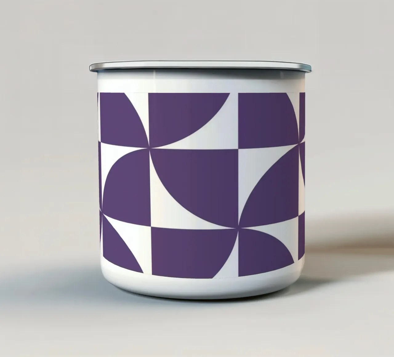 Viola Modello Bauhaus di metà secolo tazza in smalto da Timeless moderna