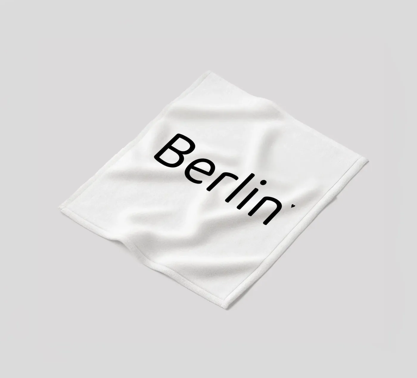 Berlin Fleecedecke von typotraveler