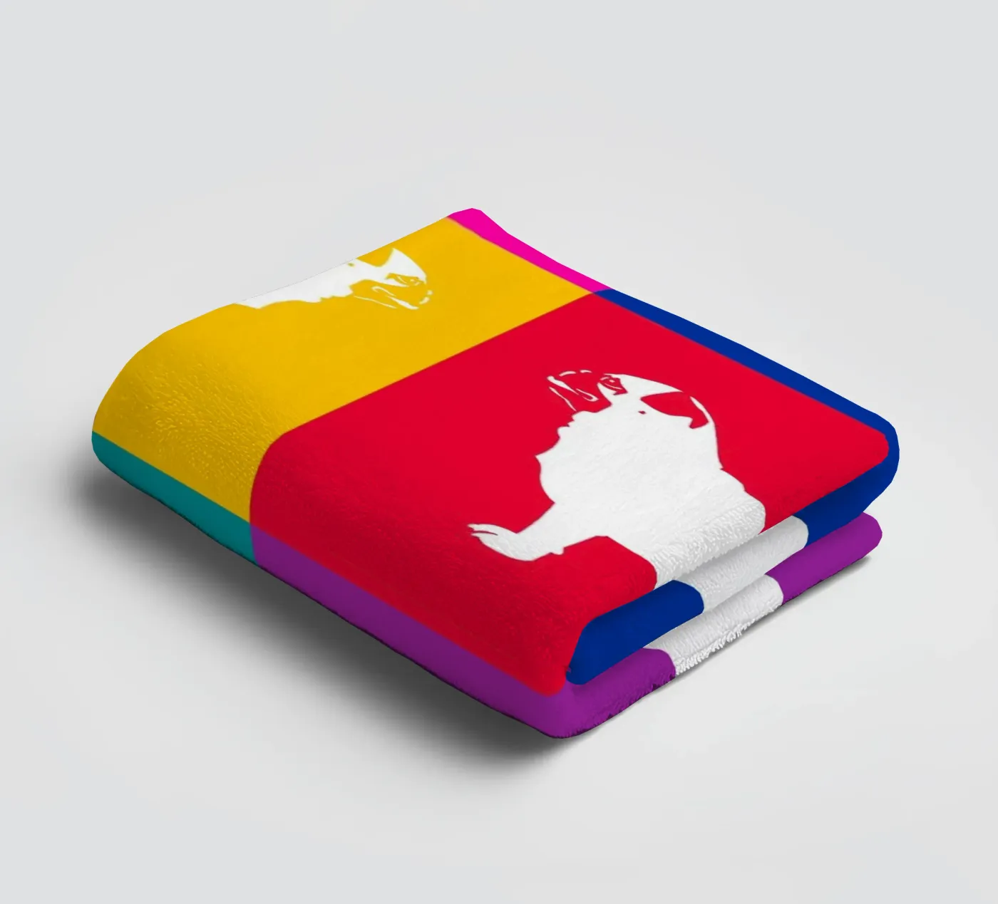 Mopshond badhanddoek van Pop dogs