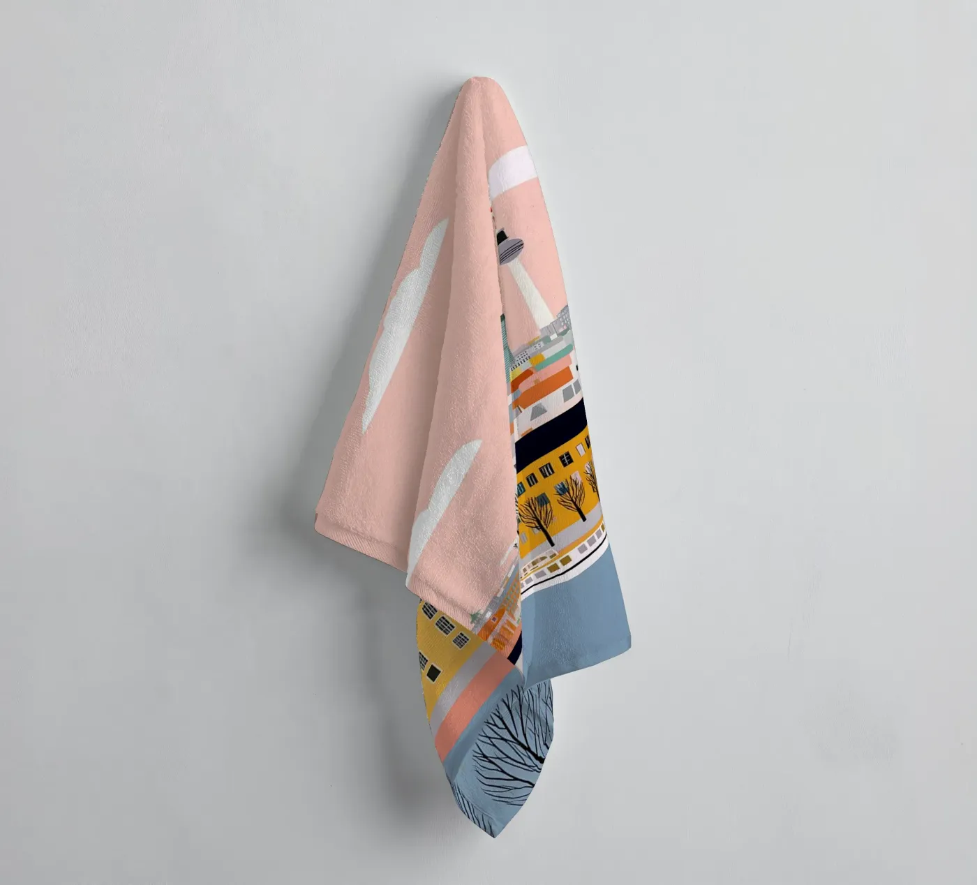 Berlin badhanddoek van Vibrant Berry Studio