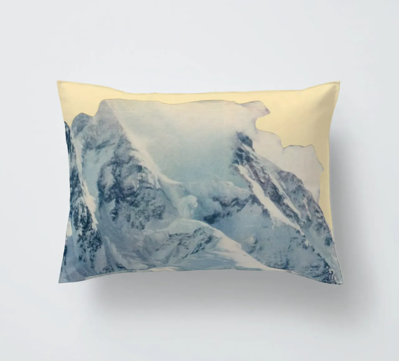 Avalanche cuscino da Cassia Beck Collage