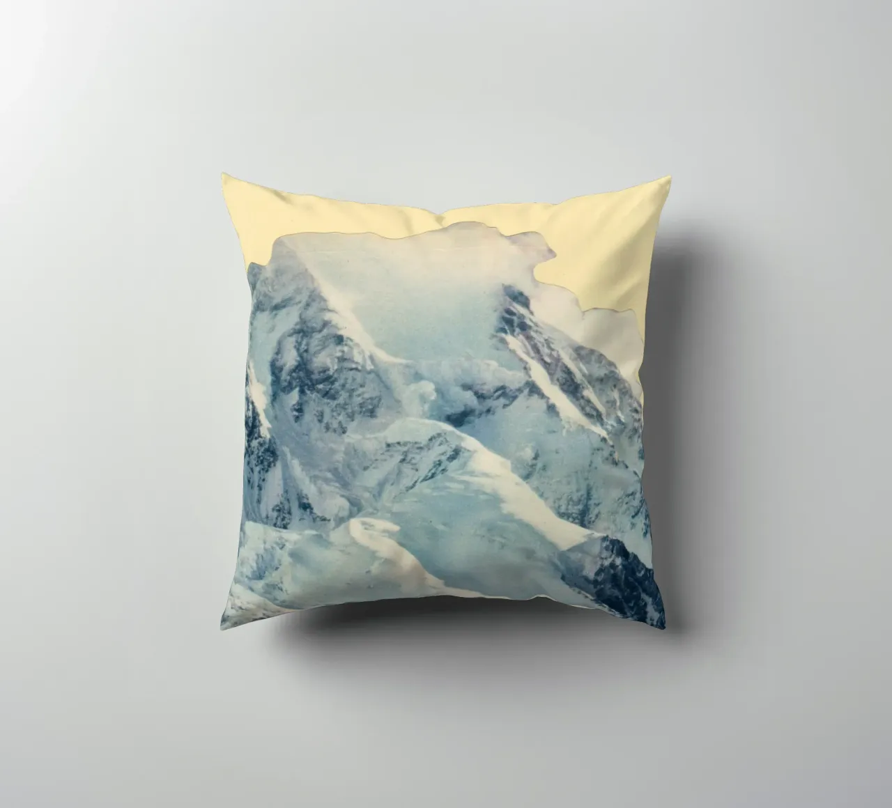 Avalanche cuscino da Cassia Beck Collage