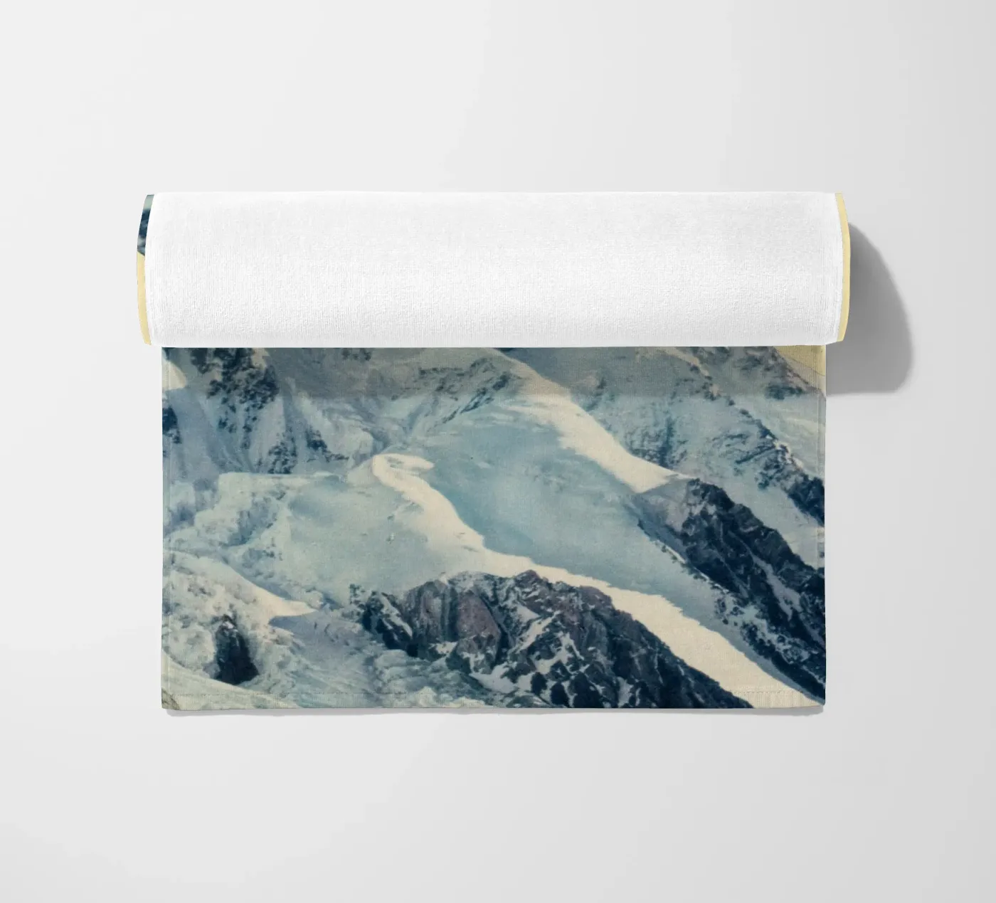 Avalanche telo mare da Cassia Beck Collage