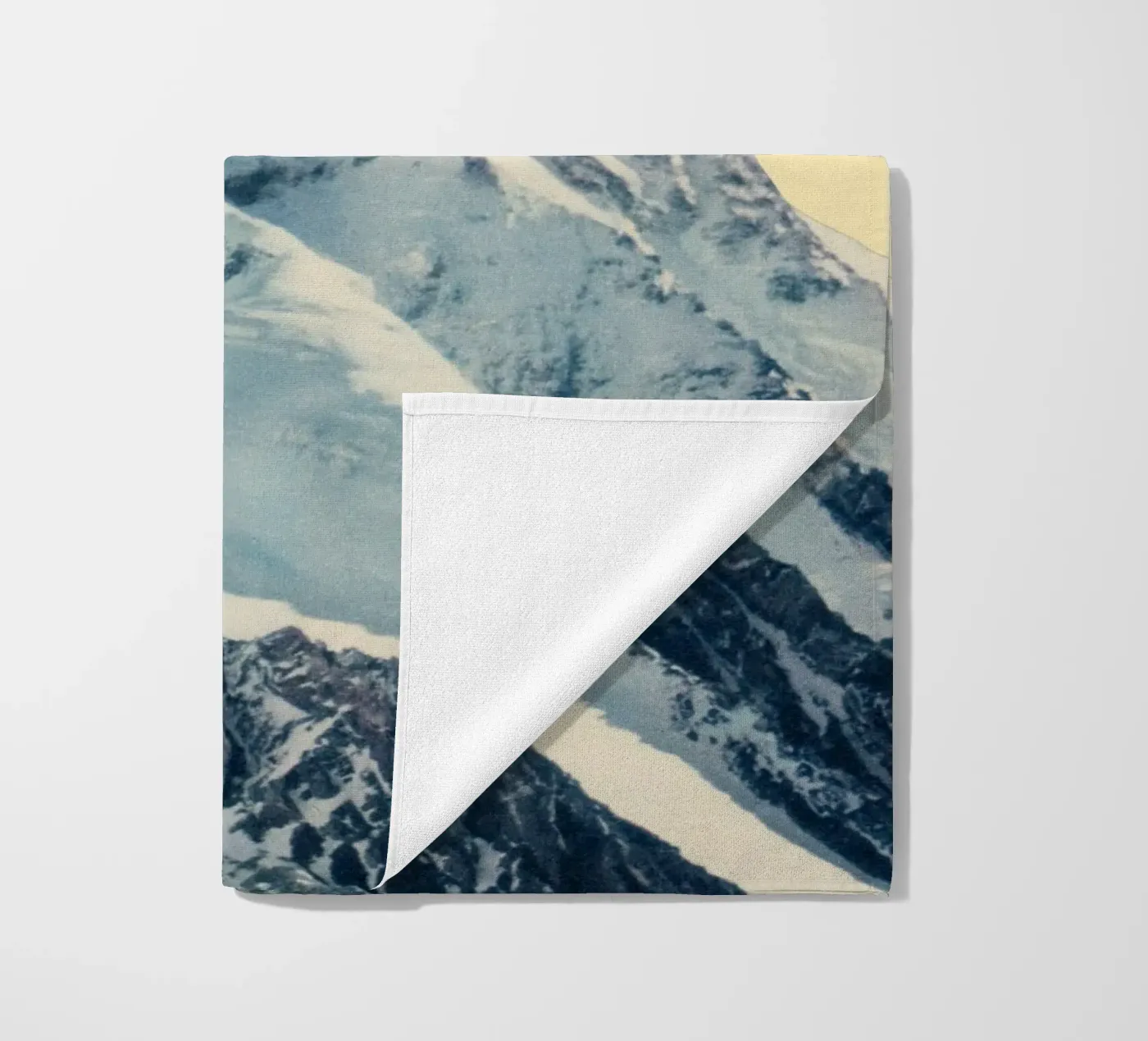 Avalanche telo mare da Cassia Beck Collage