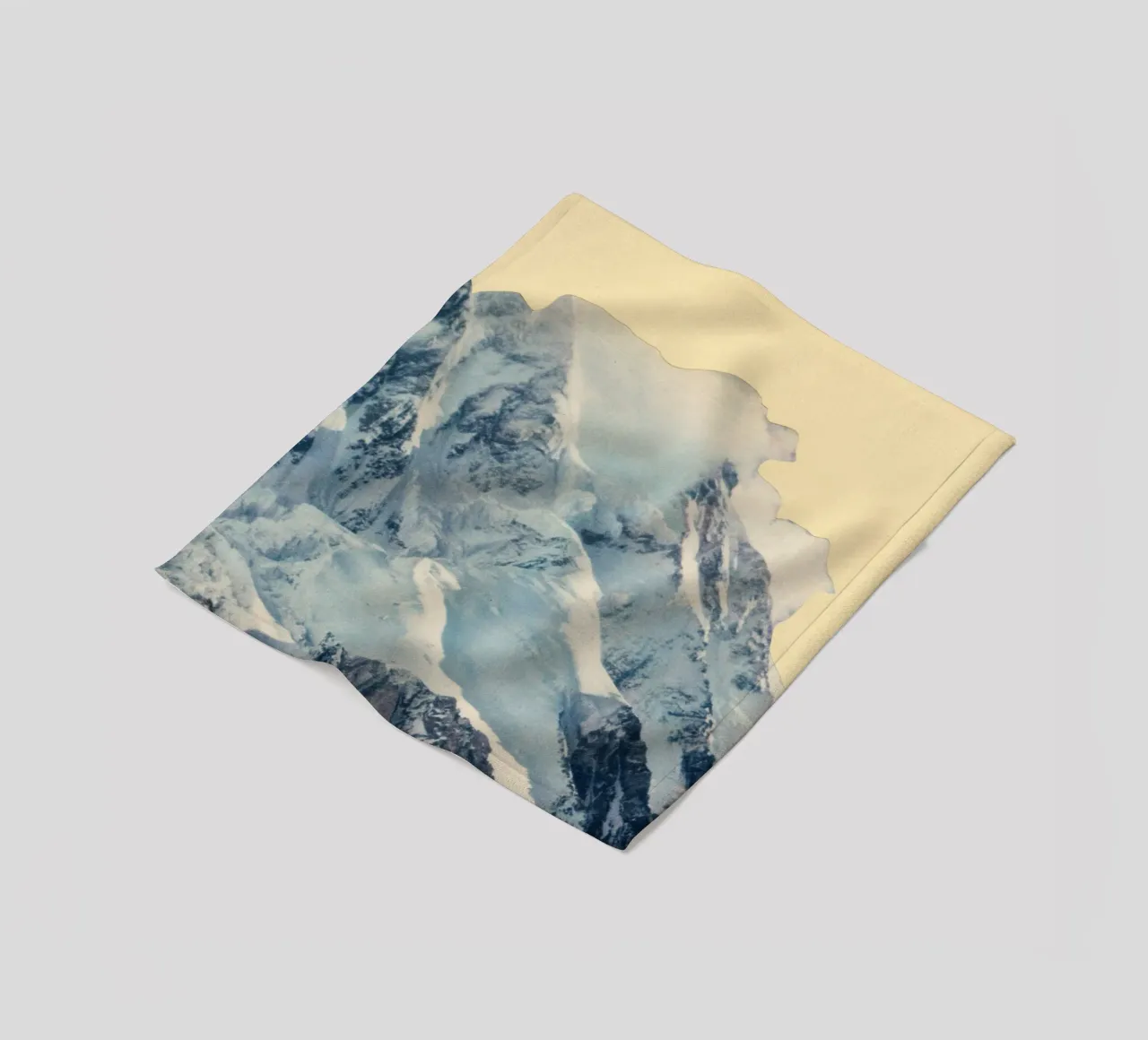 Avalanche coperta in pile da Cassia Beck Collage