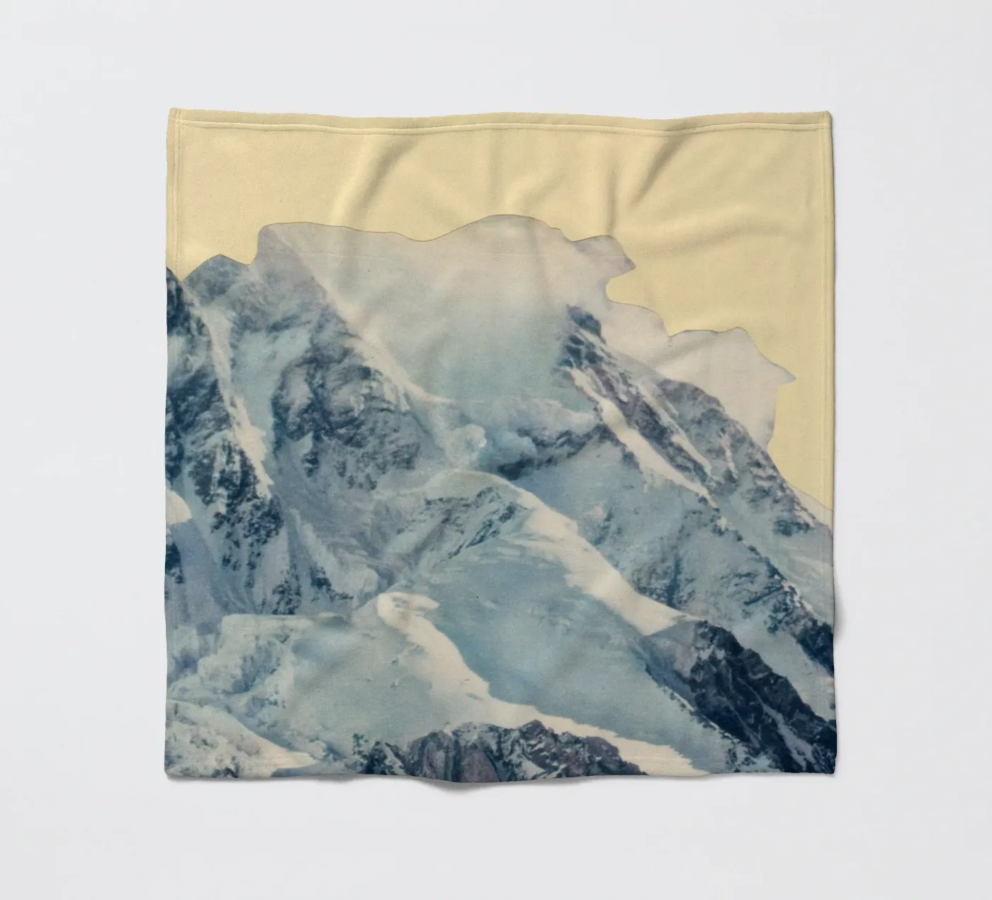 Avalanche Fleecedecke von Cassia Beck Collage