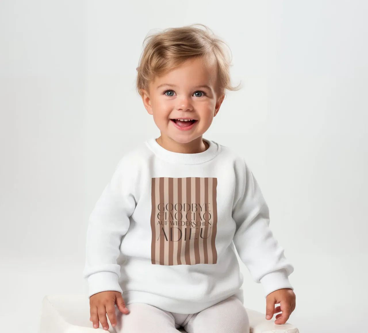 Addio 2025 - Goodbye Ciao Ciao Auf Wiedersehen Adieu felpa neonato da DesigndN Christmassy