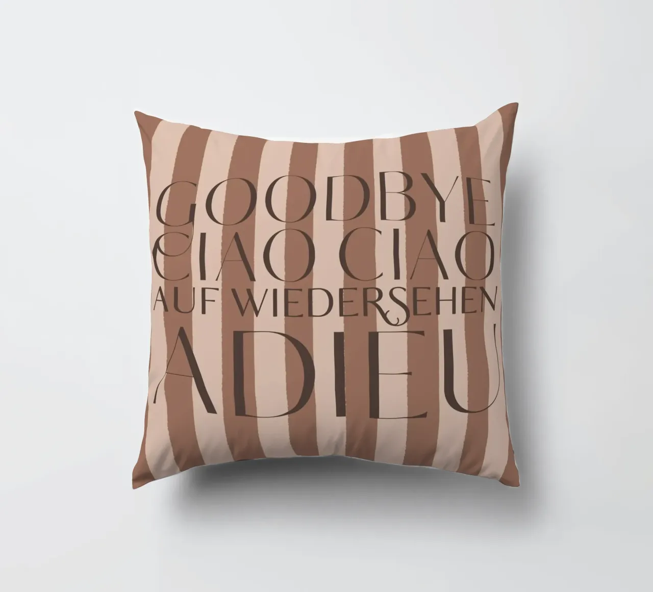 Addio 2025 - Goodbye Ciao Ciao Auf Wiedersehen Adieu cuscino da DesigndN Christmassy