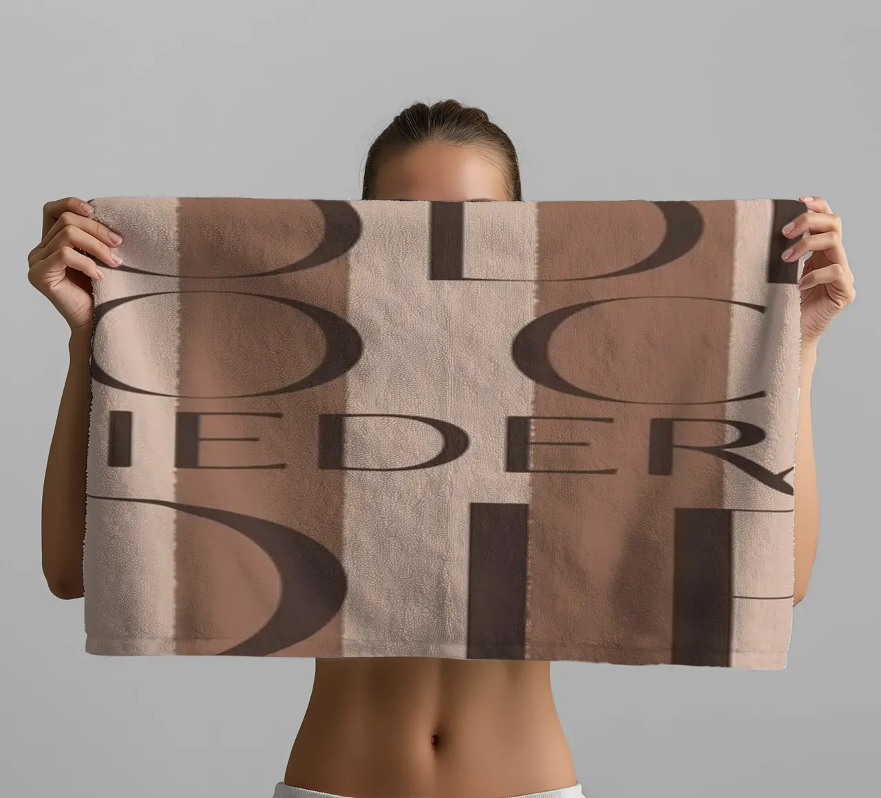 Addio 2025 - Goodbye Ciao Ciao Auf Wiedersehen Adieu asciugamano da bagno da DesigndN Christmassy