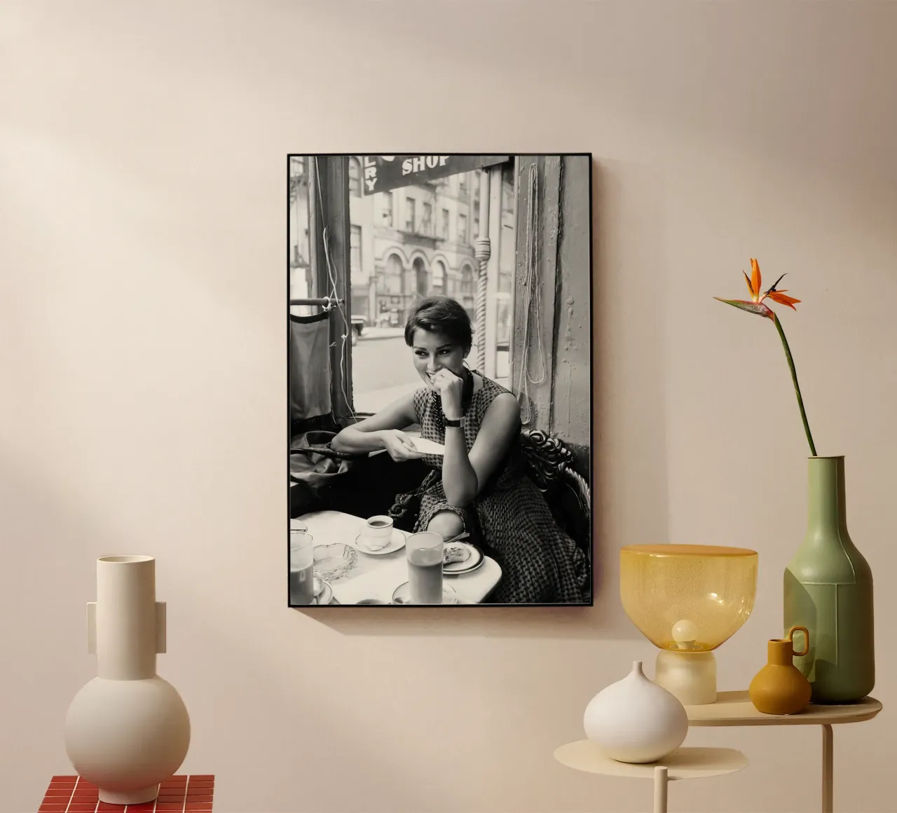 Sophia Loren in un caffè plexiglass da Rachelwhell