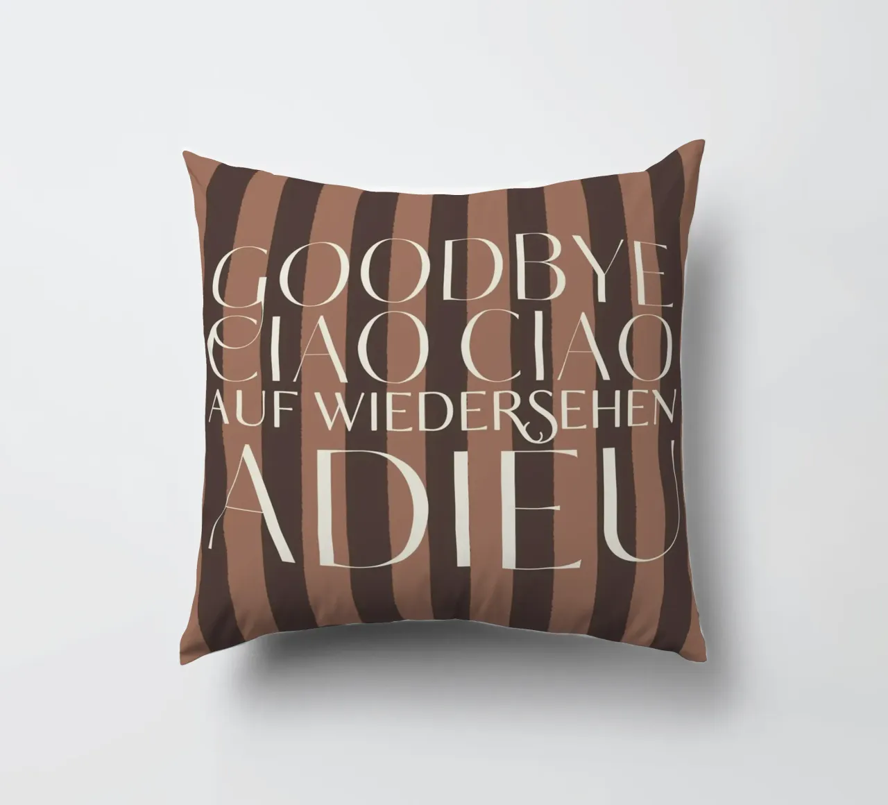 Addio 2025 - Goodbye Ciao Ciao Auf Wiedersehen Adieu cuscino da DesigndN Christmassy