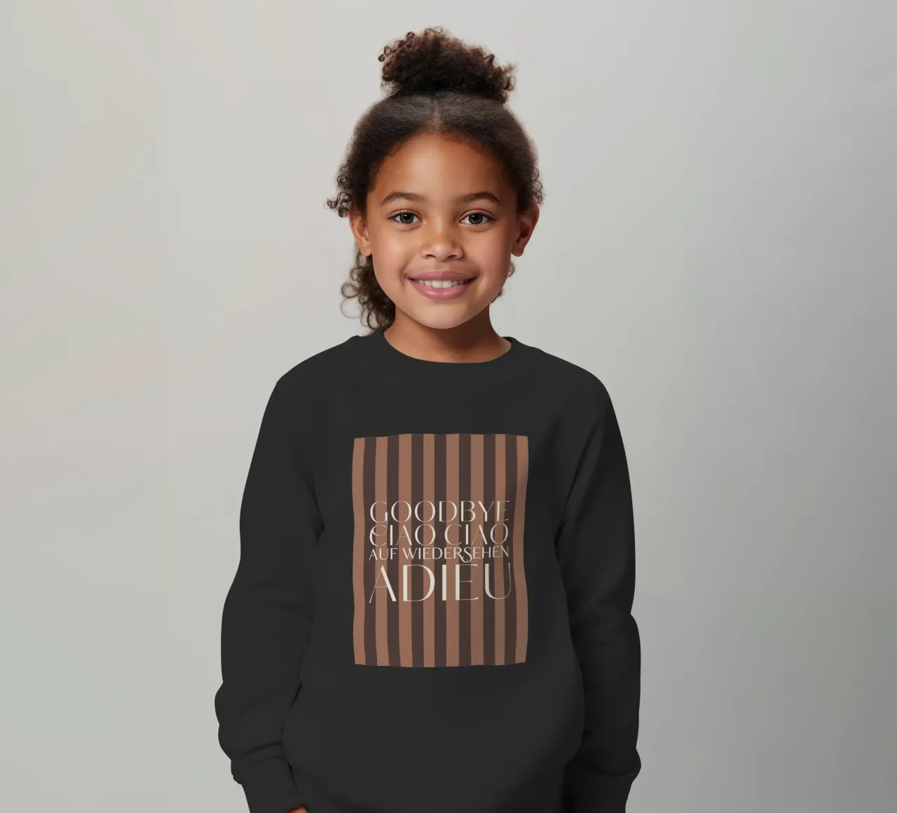 Addio 2025 - Goodbye Ciao Ciao Auf Wiedersehen Adieu felpa bambino da DesigndN Christmassy