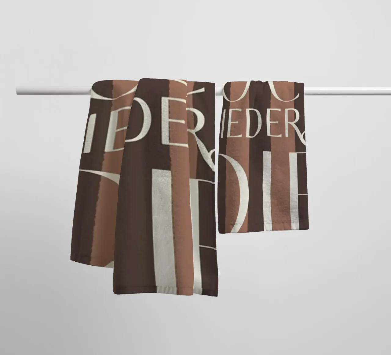 Addio 2025 - Goodbye Ciao Ciao Auf Wiedersehen Adieu asciugamano da bagno da DesigndN Christmassy