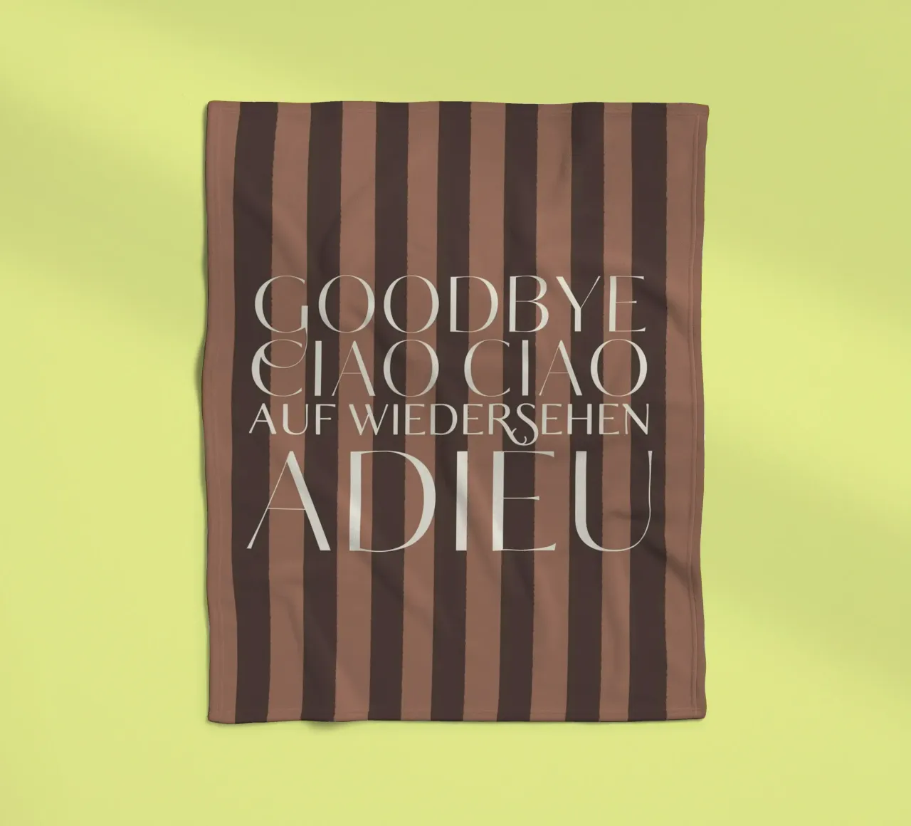 Addio 2025 - Goodbye Ciao Ciao Auf Wiedersehen Adieu coperta in pile da DesigndN Christmassy