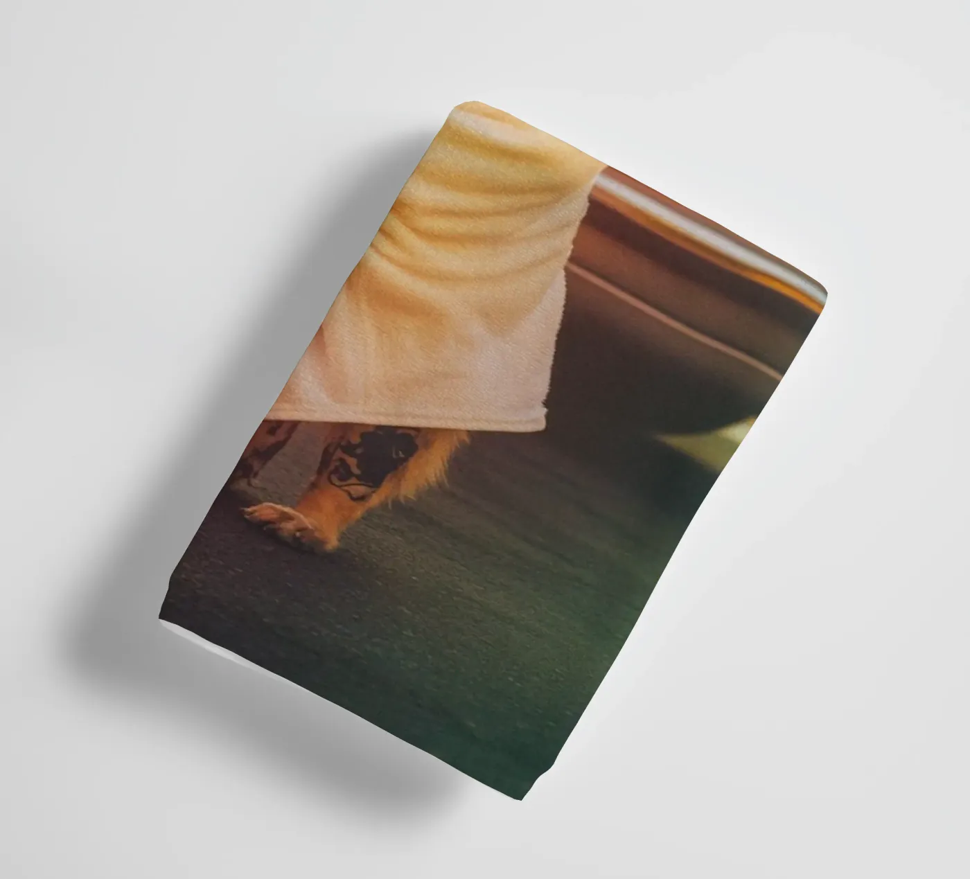 Kai Handtuch von Affiches Chien Originales – Dogland