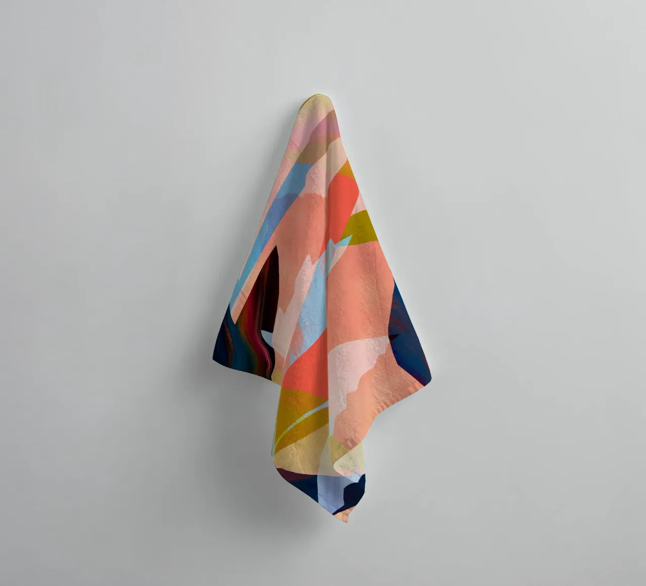 Grote bloem abstracte kunstdruk badhanddoek van Violets Print House