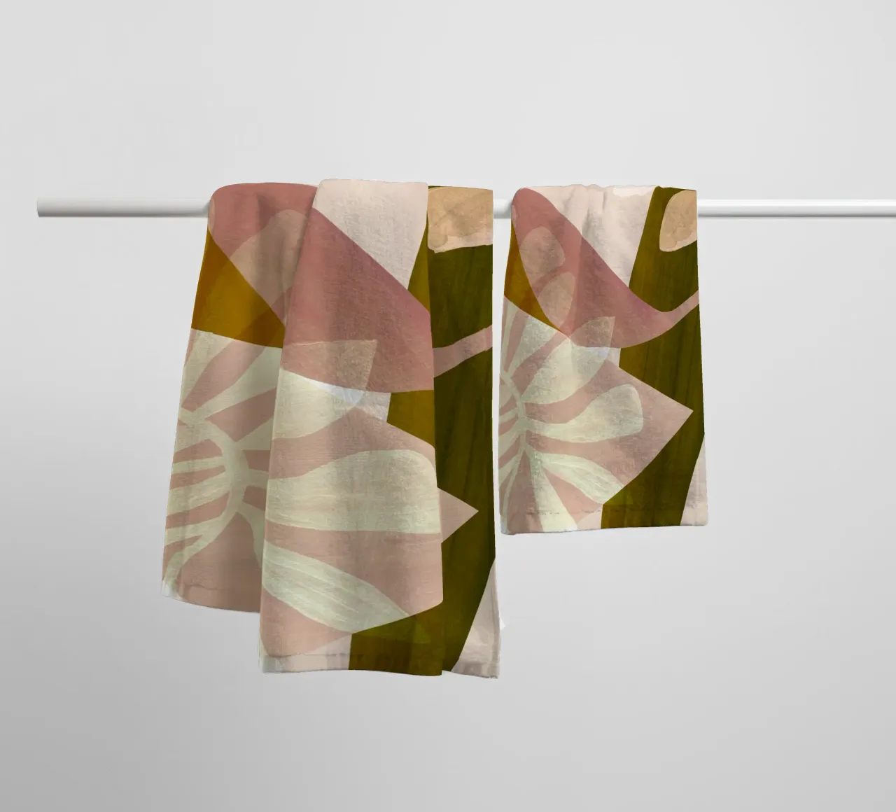 Neutral Abstract Leaf Art Print badhanddoek van Violets Print House