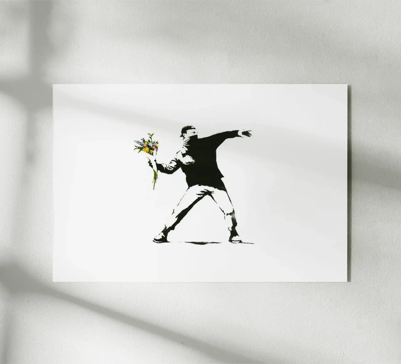 Flower Thrower plexiglass da Harmony Gallery