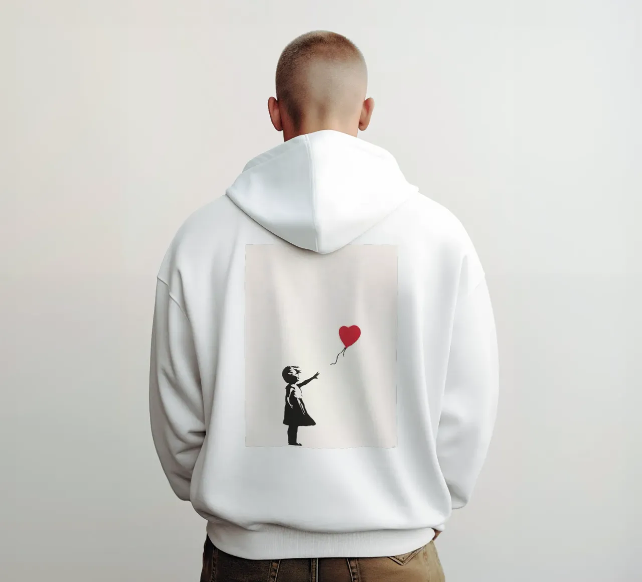 Ragazza con palloncino felpa con cappuccio da Harmony Gallery