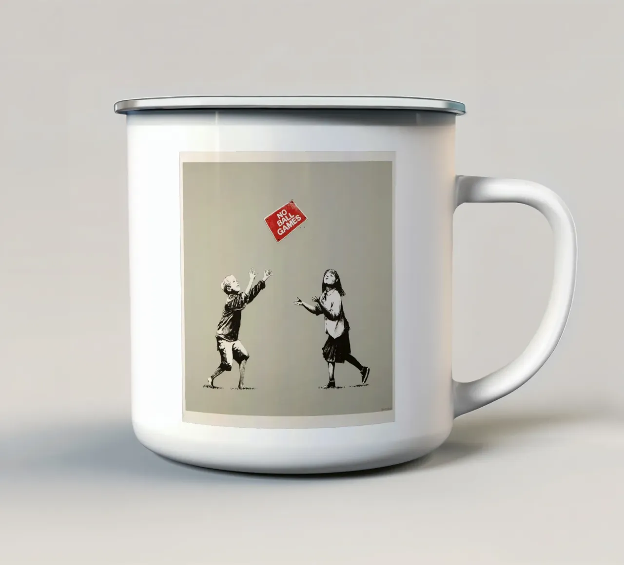 Giochi senza palla tazza in smalto da Harmony Gallery