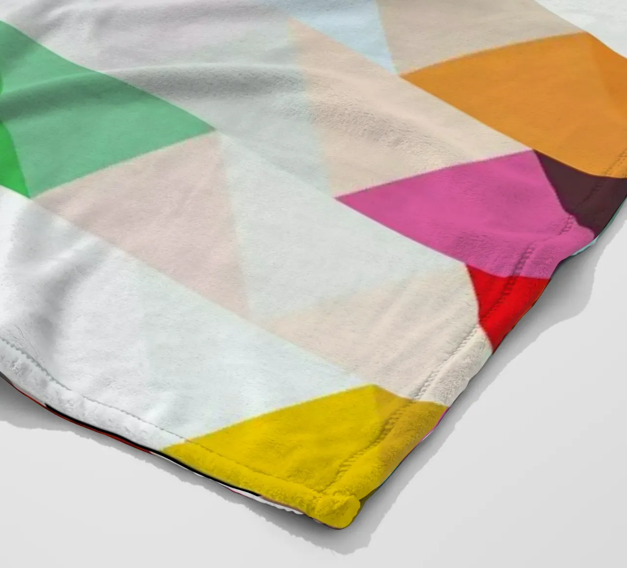 Apartment 01 fleecedeken van Three Of The Possessed