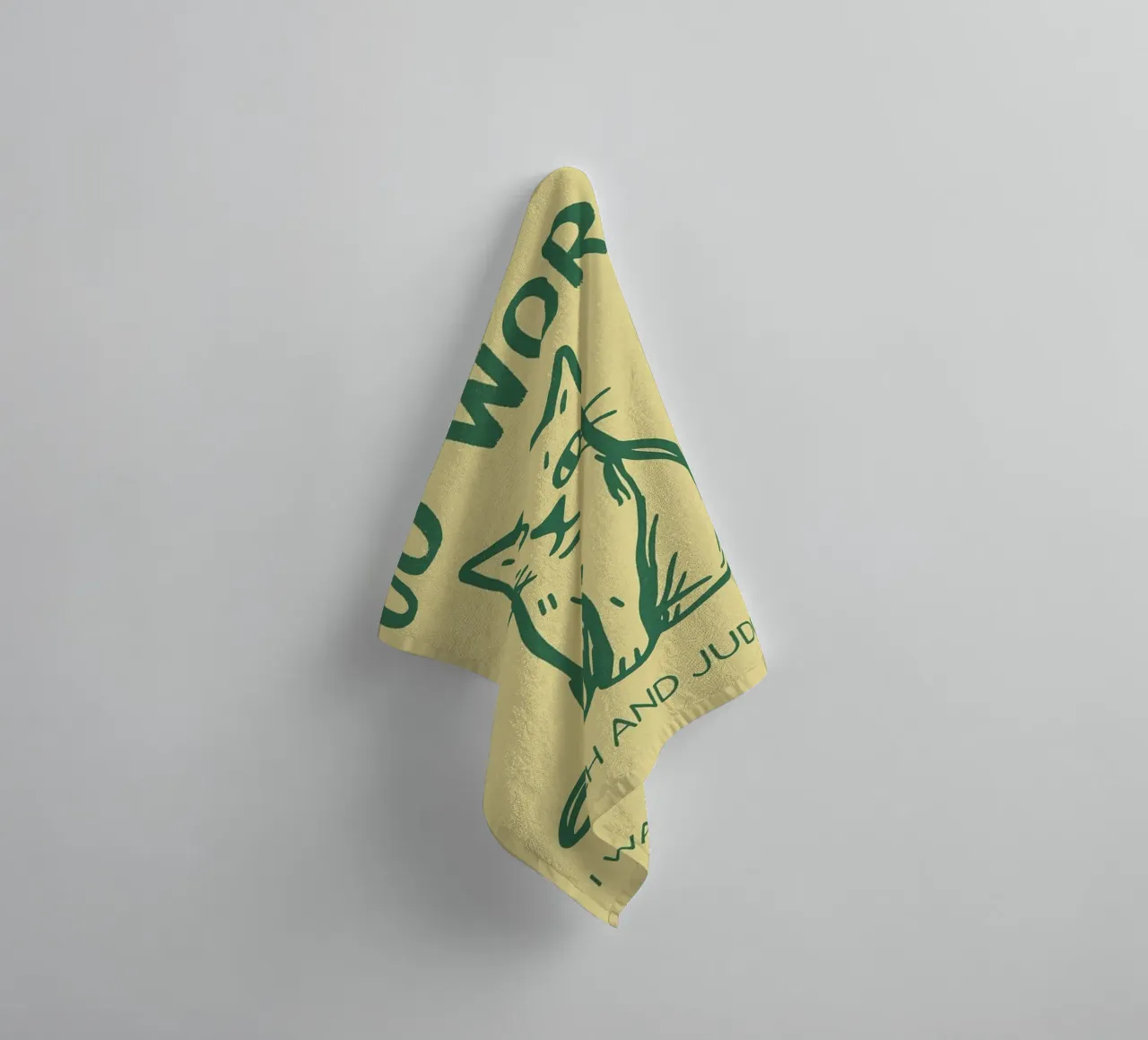 guardo e giudico asciugamano da bagno da rapunsell