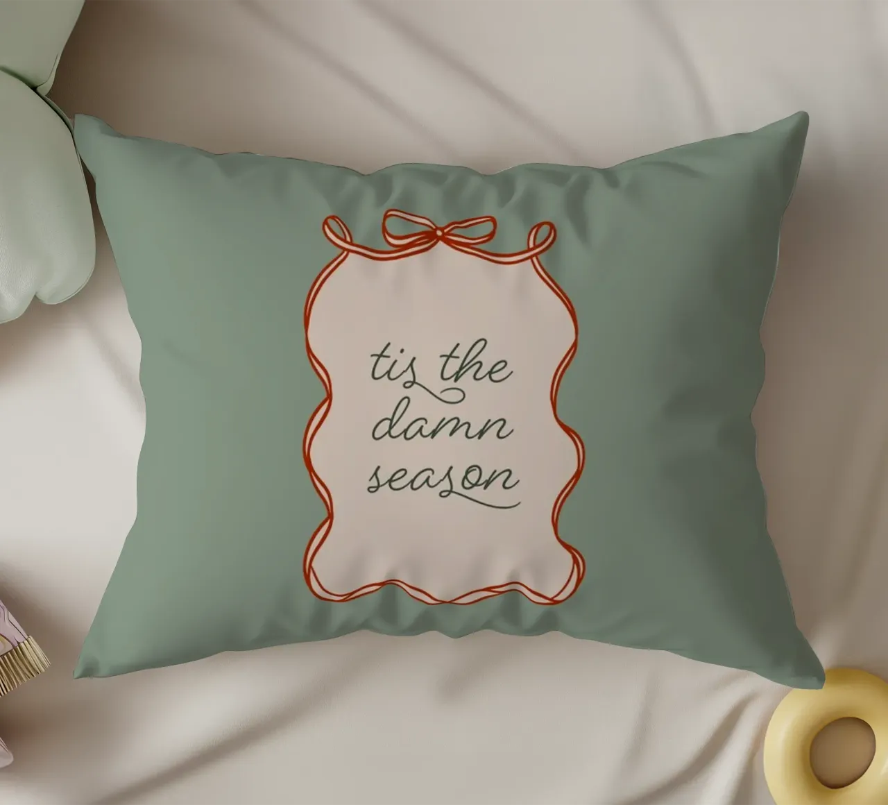 Questa è la stagione dei dannati cuscino da Winter Whispers