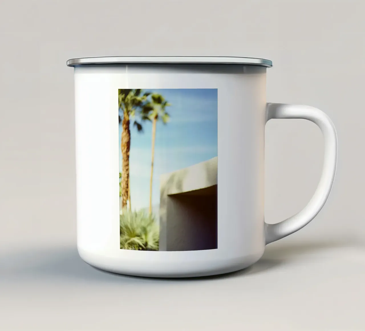 Blue & Palm Spring tazza in smalto da Minimalistic