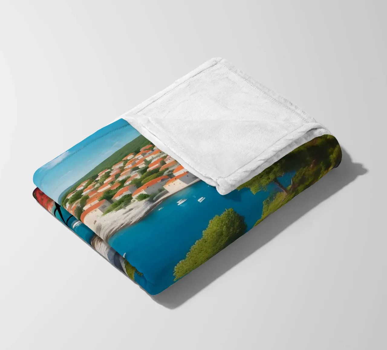 Scena della costa di Hvar coperta in pile da Charnwood Prints