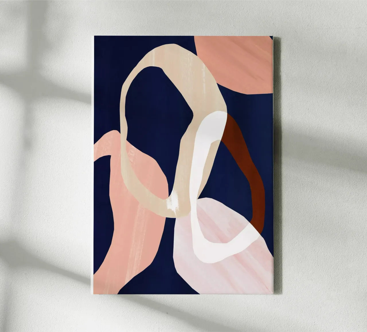 Dunkler abstrakter Kreis Kunstdruck Leinwand mit Schattenfugenrahmen von Violets Print House