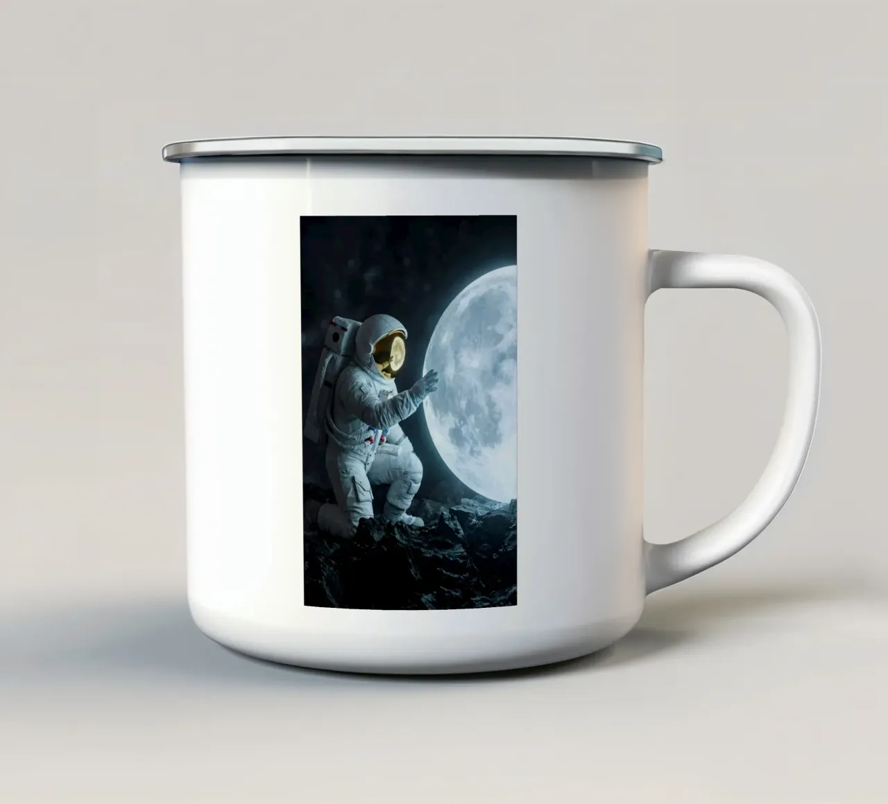 Astronauta che tocca una luna incandescente in un paesaggio cosmico tazza in smalto da Cosmic Reverie Studio
