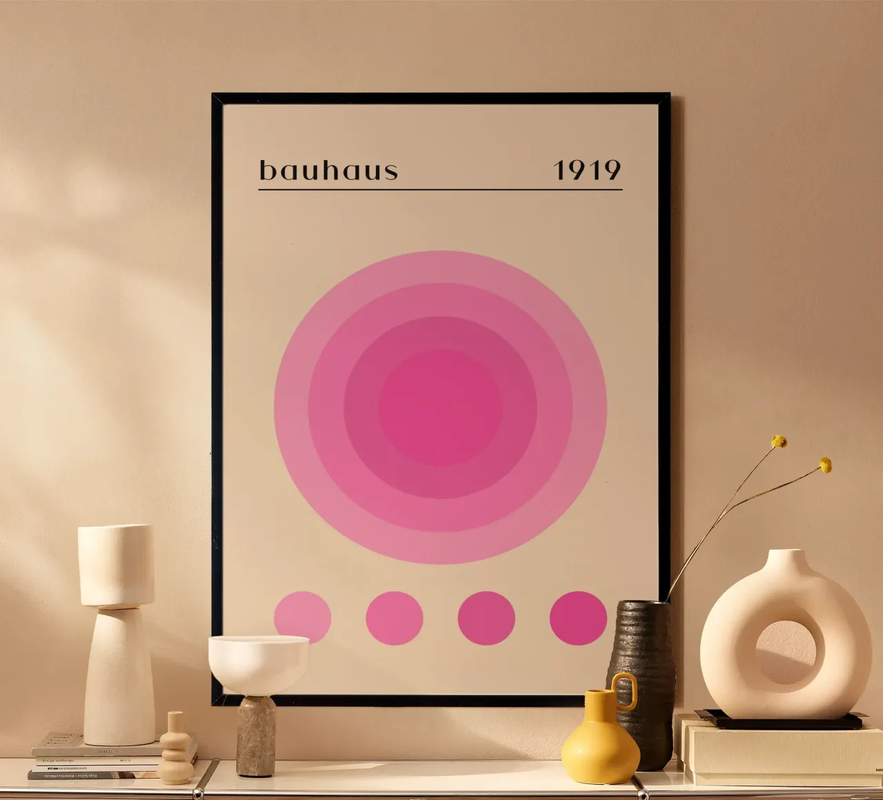 Pink poster van The Look