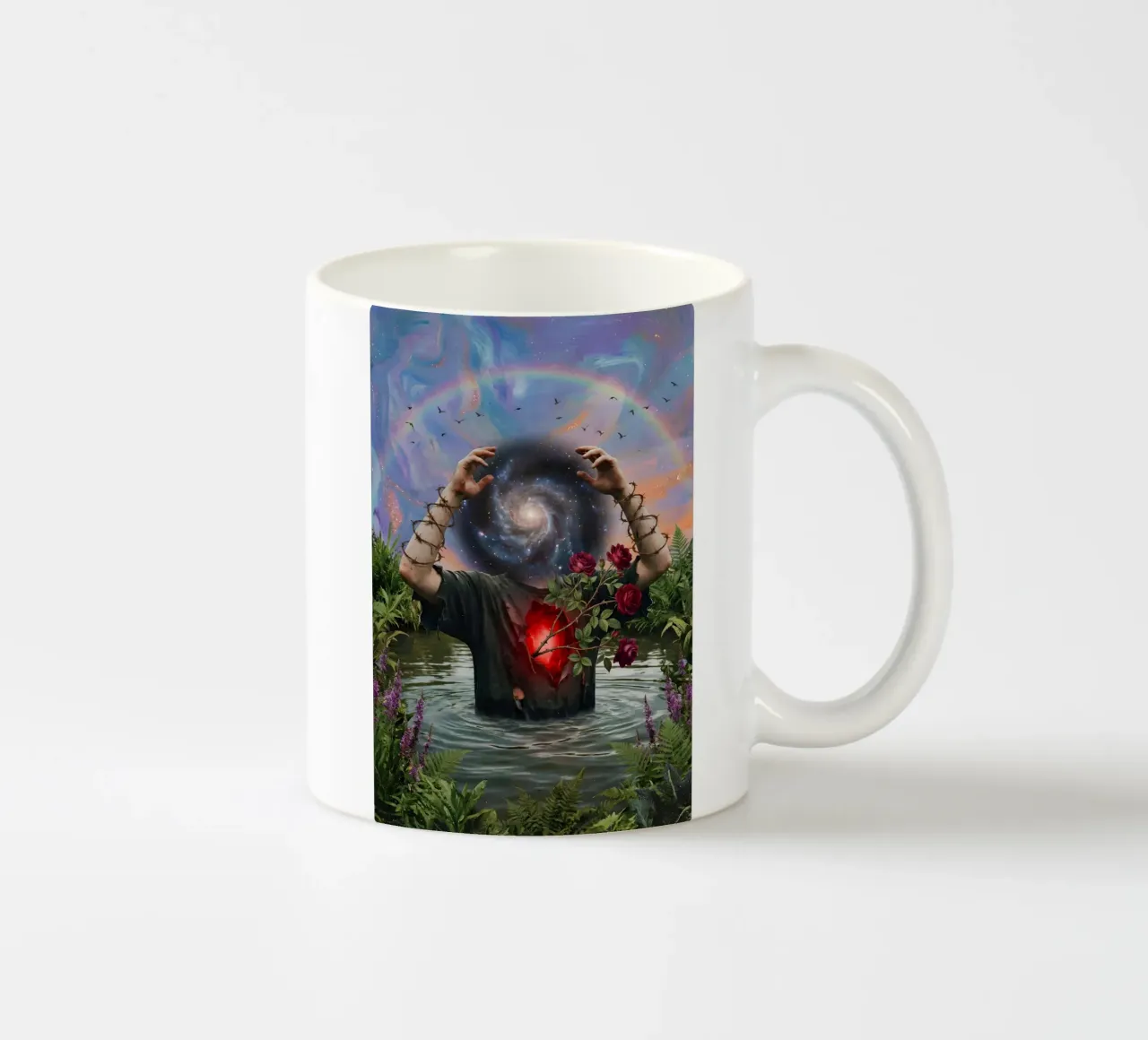 Art surréaliste de la tête de galaxie avec des roses, des cœurs lumineux et la nature mug en céramique de Cosmic Reverie Studio