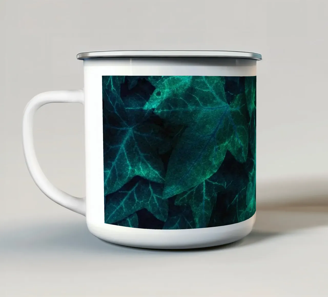 Ivy Teal tazza in smalto da Angelo Cerantola