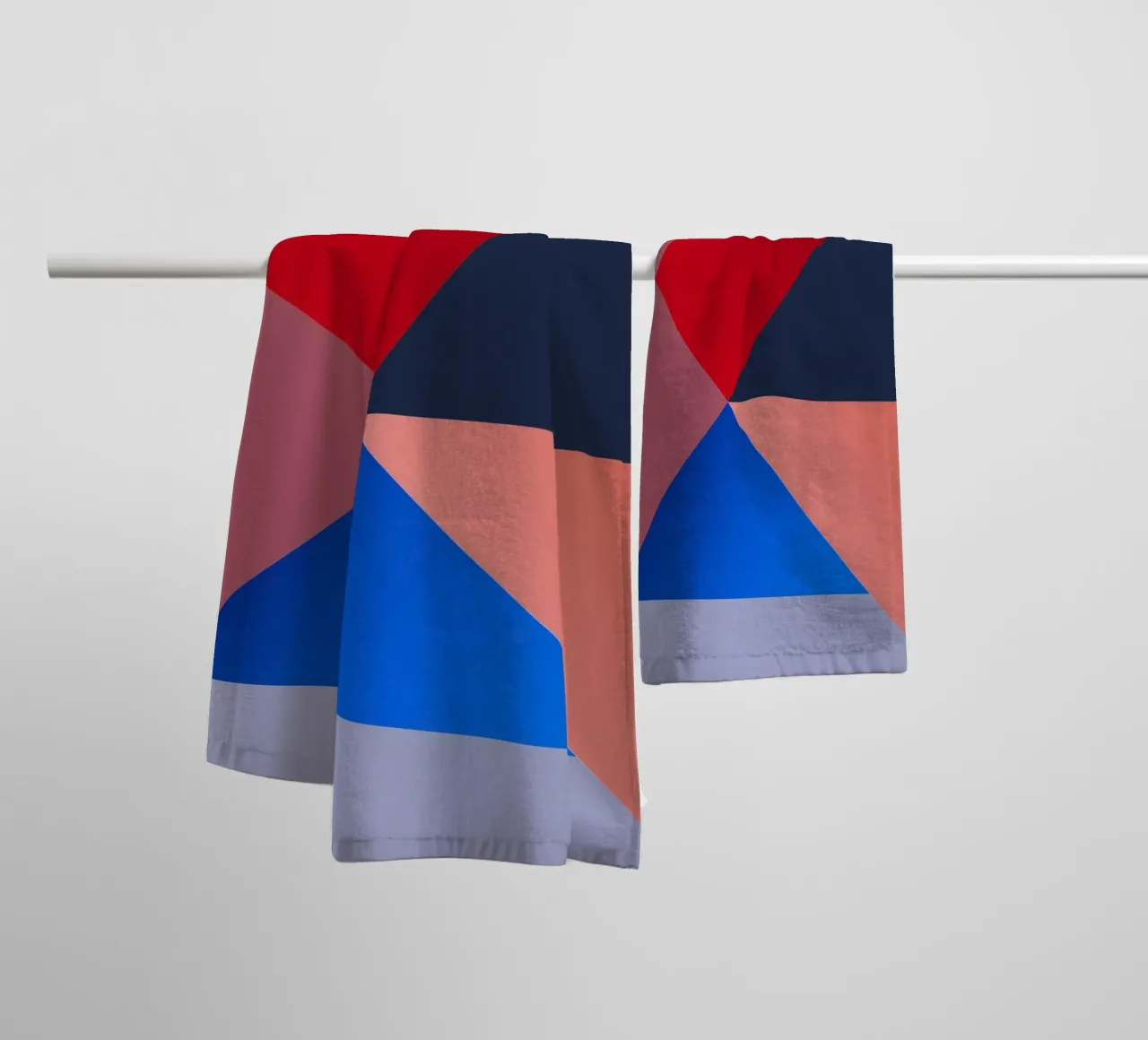 Chromatic Geometry #3 asciugamano da bagno da My Tiny Home