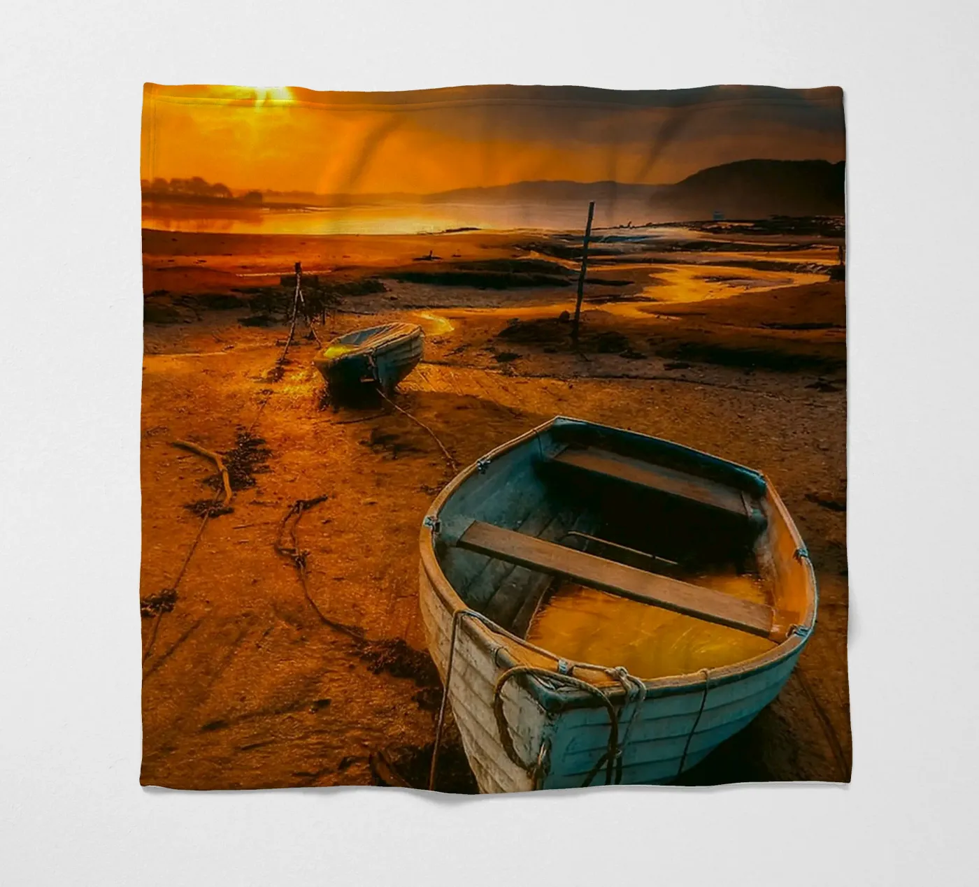 Boot am Strand Fleecedecke von onelife