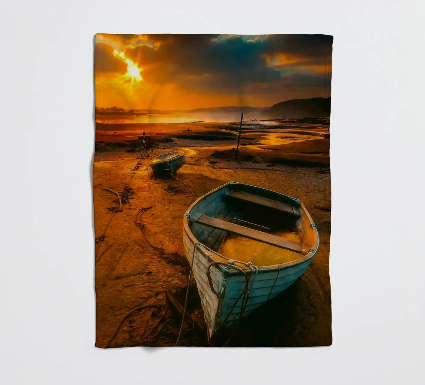 Boot am Strand Fleecedecke von onelife