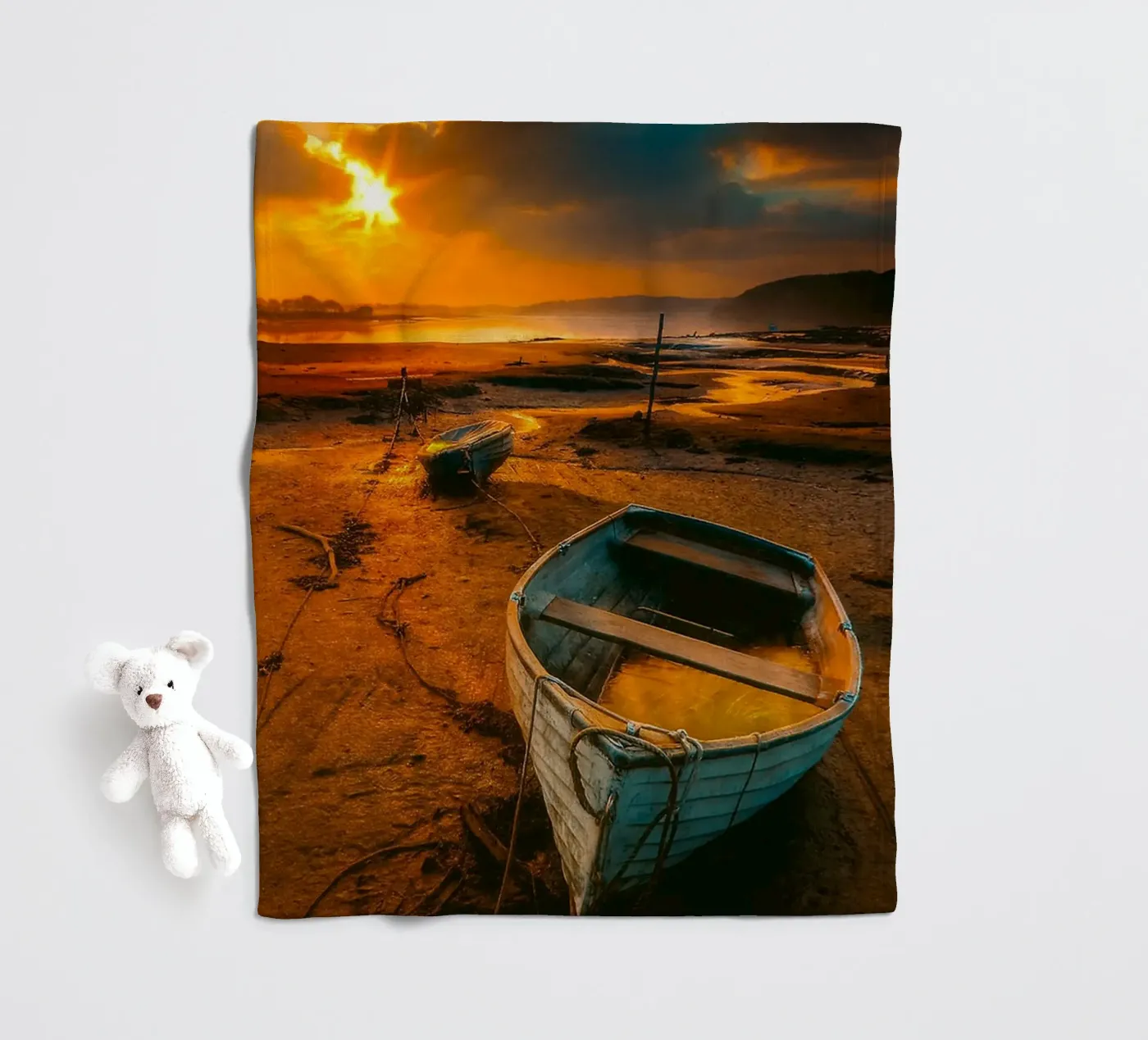 Boot am Strand Fleecedecke von onelife