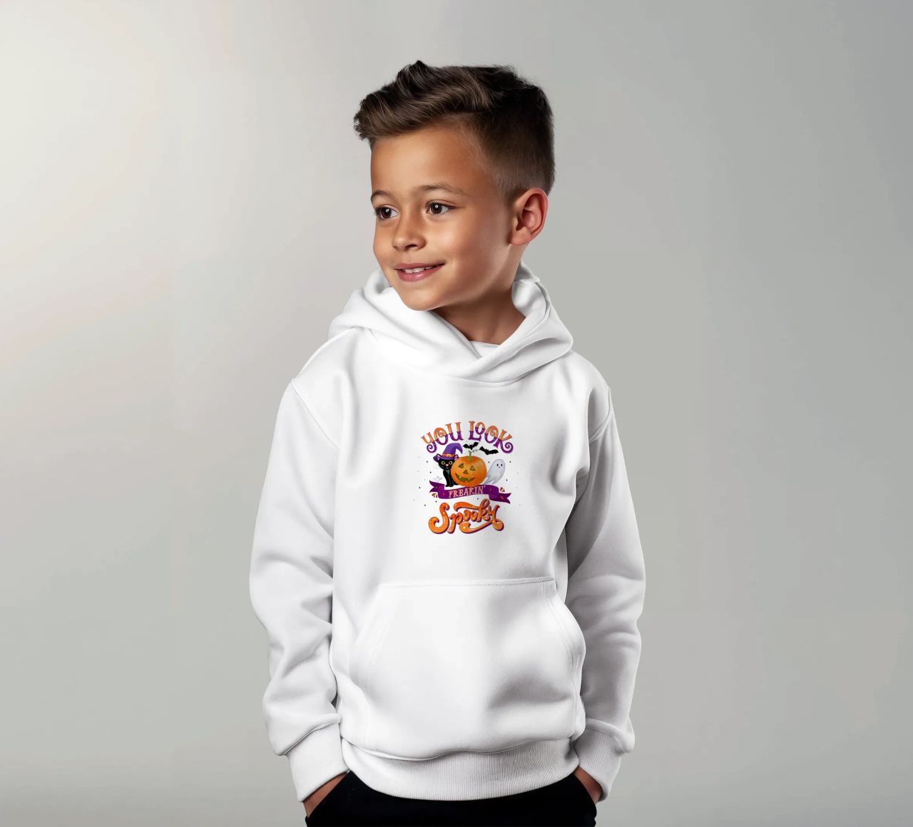 Halloween: Te ves totalmente espeluznante. sudadera con capucha para niño de CalliLetters