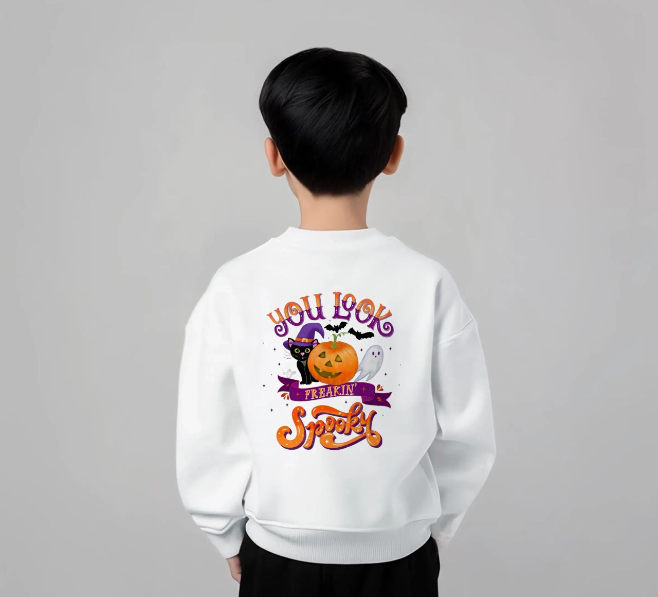 Halloween: hai un aspetto assolutamente spaventoso. felpa bambino da CalliLetters