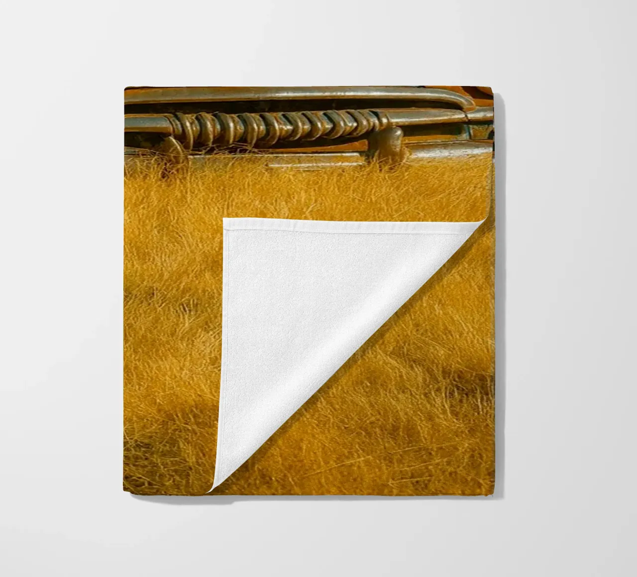 auto arrugginita telo mare da onelife