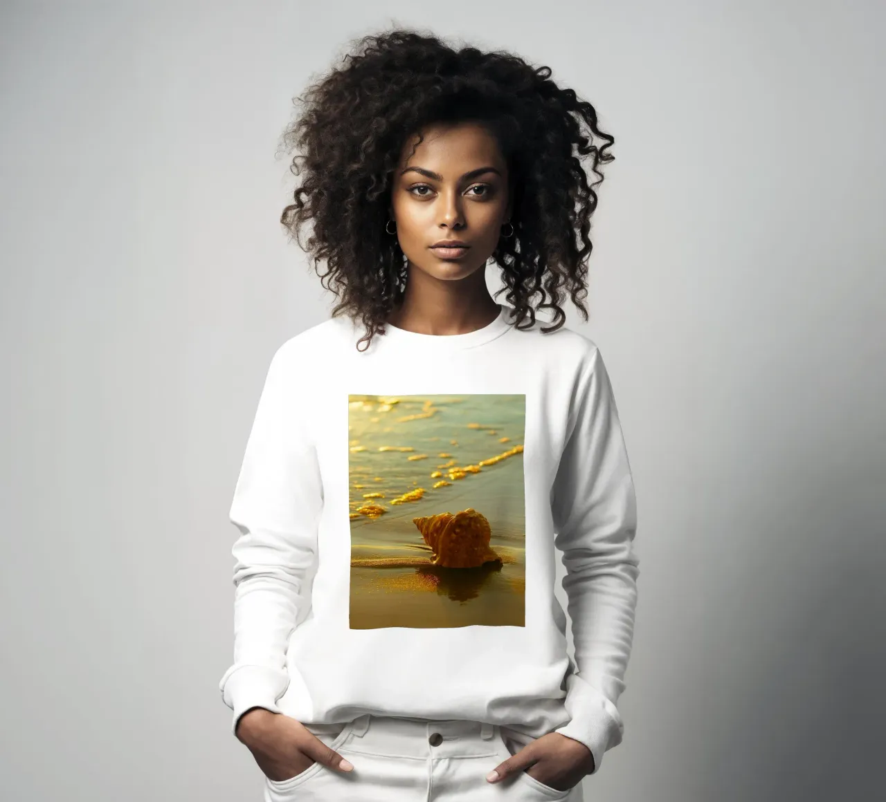 lumaca che cammina sulla sabbia della spiaggia felpa da onelife