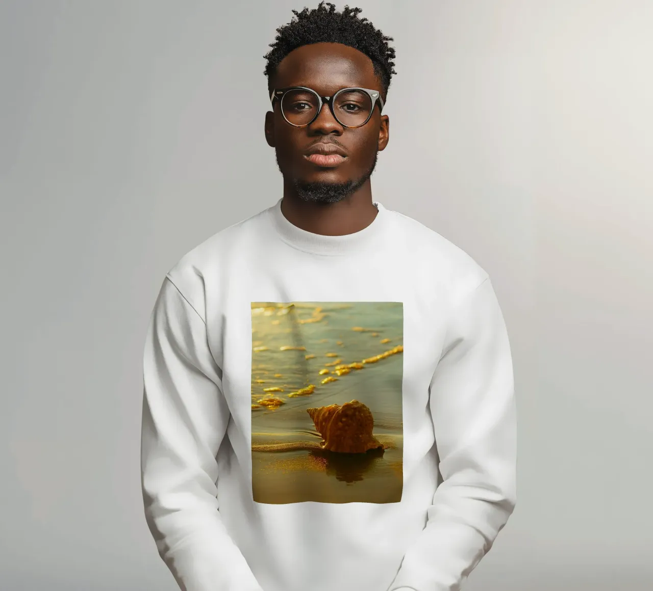 lumaca che cammina sulla sabbia della spiaggia felpa da onelife