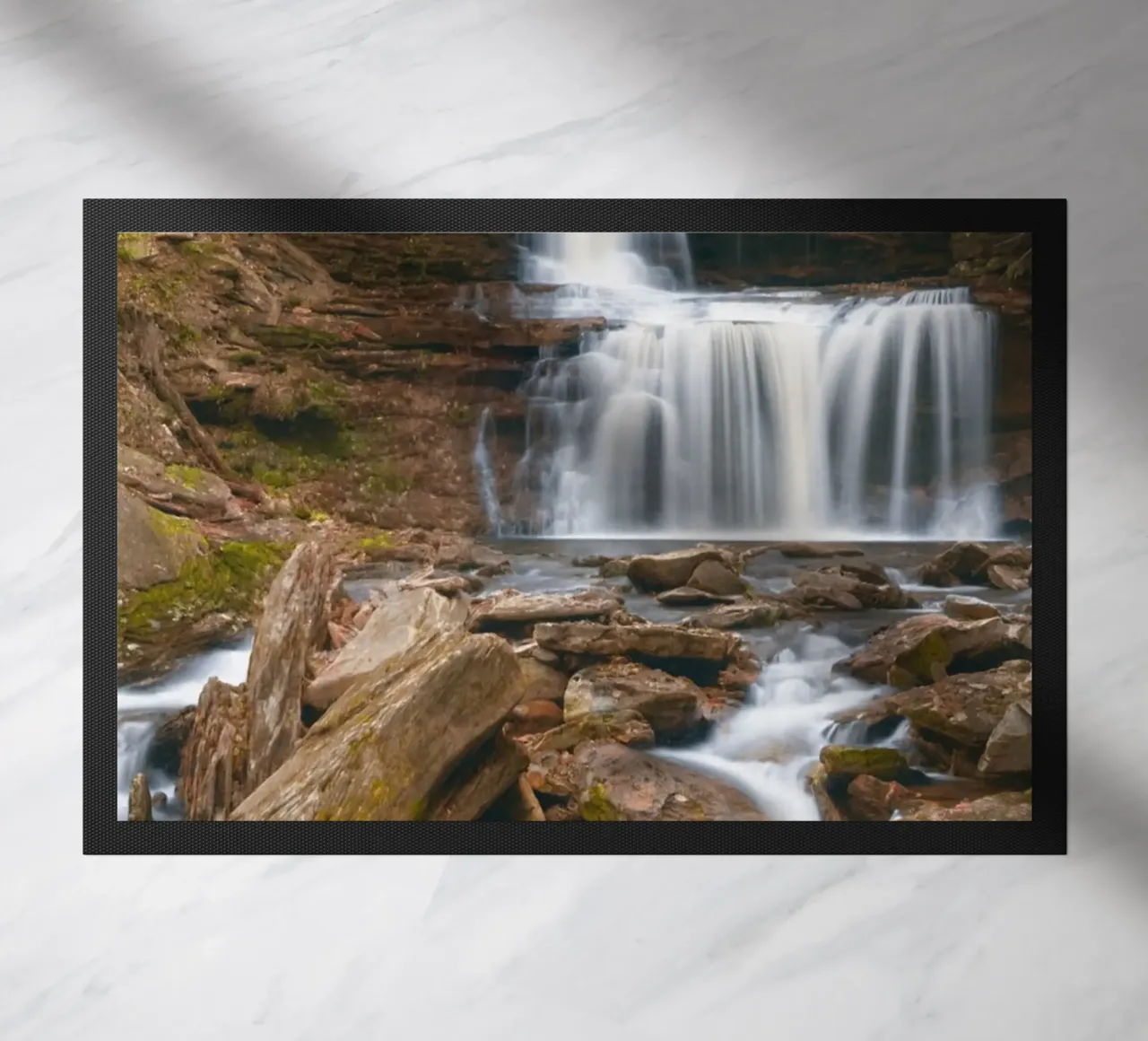 piccola cascata nel fiume zerbino da onelife