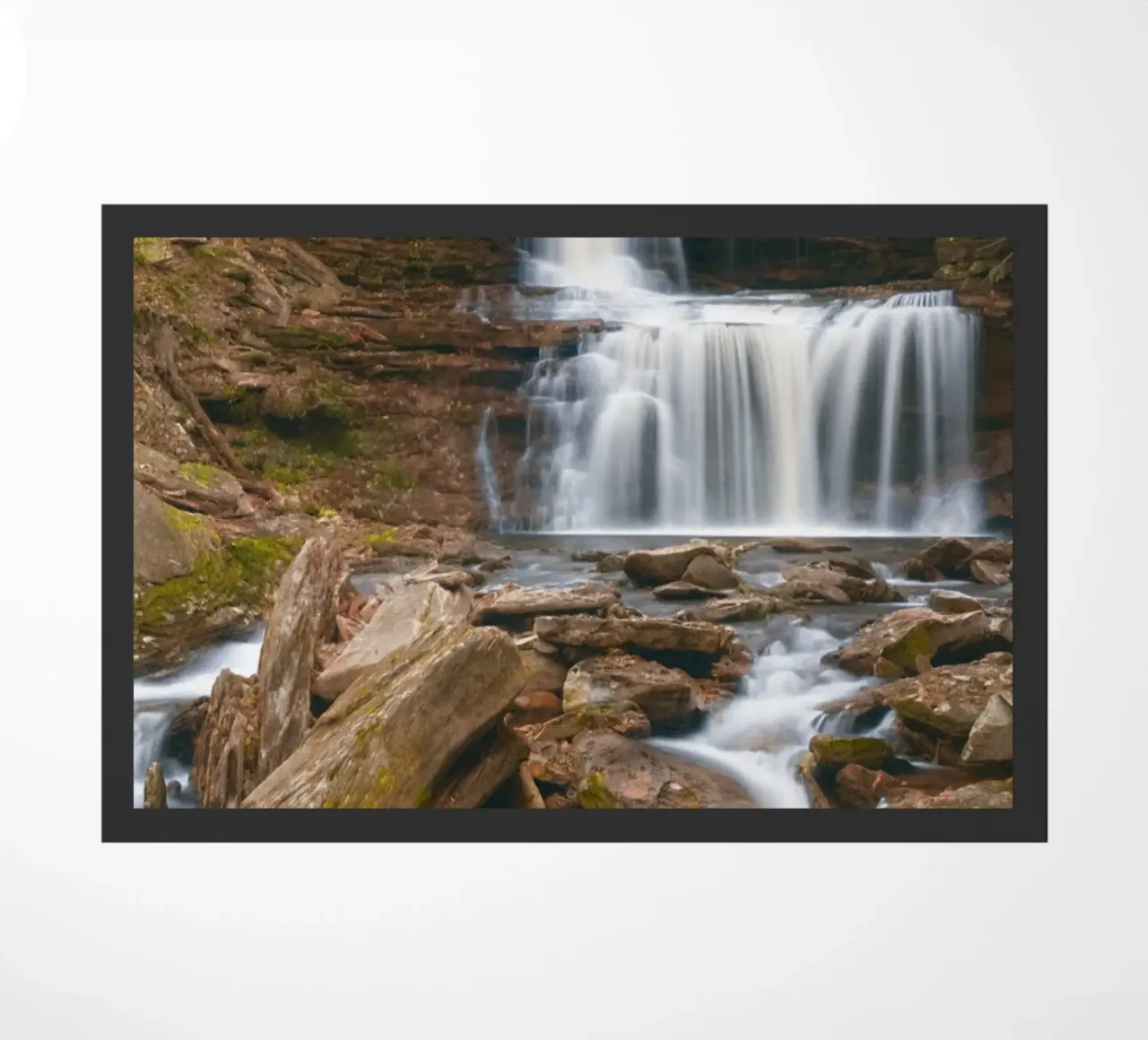 piccola cascata nel fiume zerbino da onelife