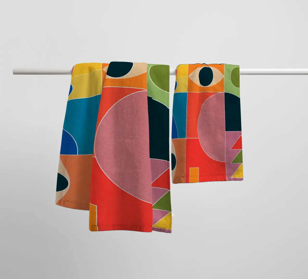 Forme di colore asciugamano da bagno da M.A.Z.U.N.